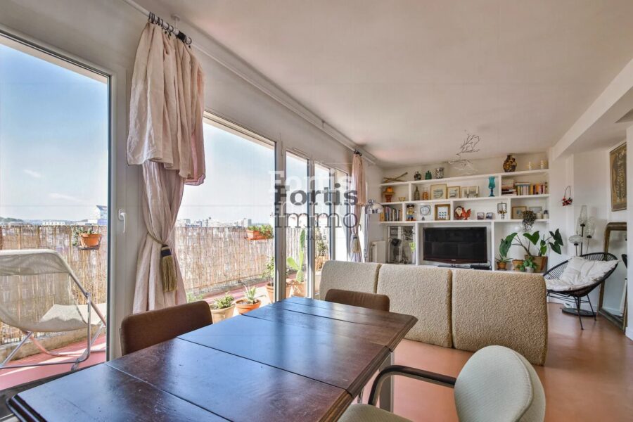 Appartement à vendre à Boulogne-Billancourt — Vue sur la ville — photo 7