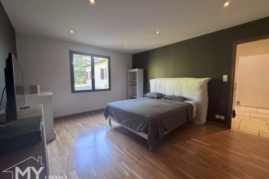 Maison à vendre à Pineuilh — Vue parc & jardin — photo 18