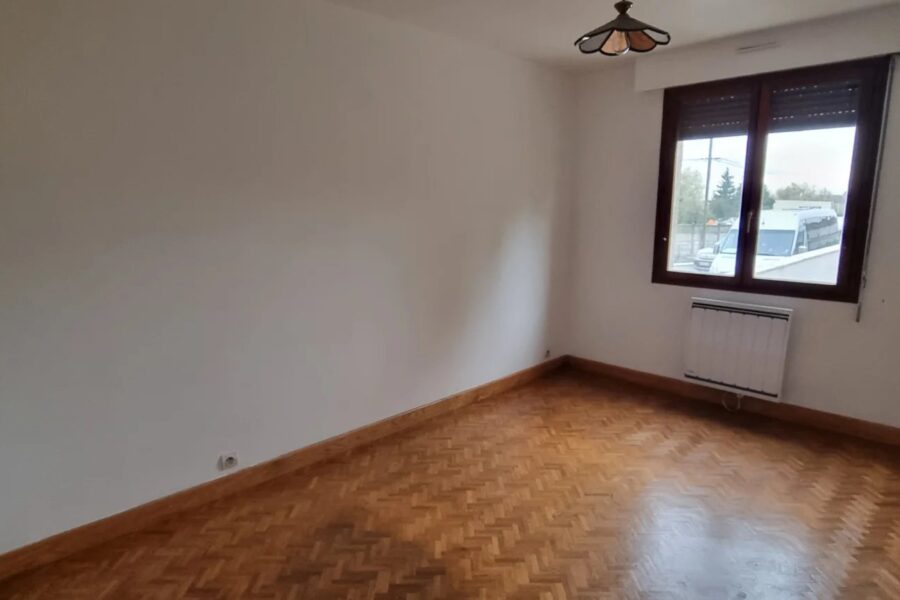 Appartement à vendre à Ballainvilliers — Vue parc & jardin — photo 8
