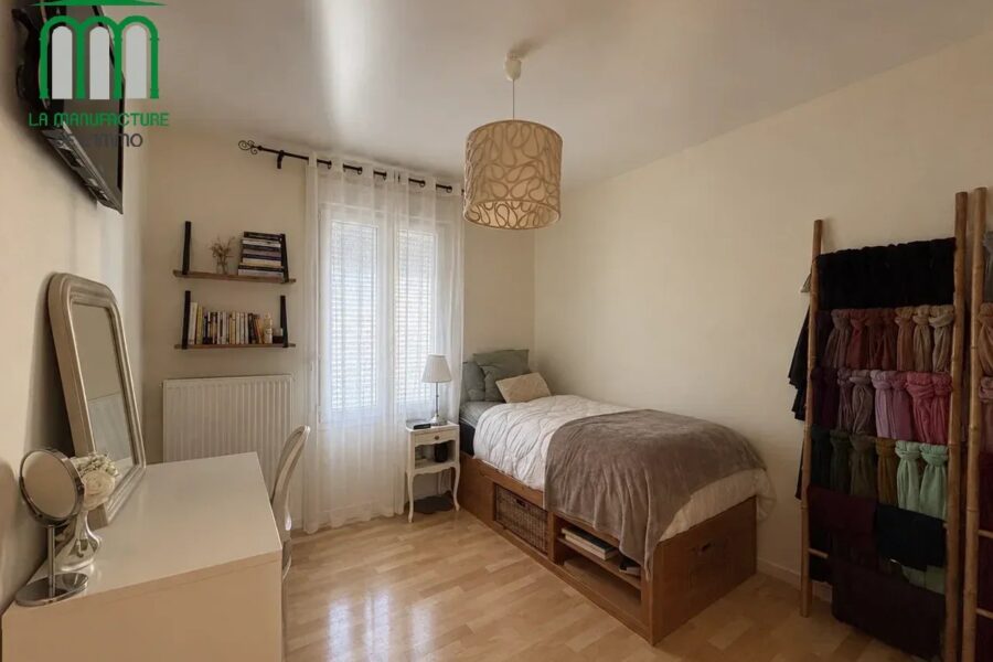 Maison à vendre à Saint-Étienne — Vue parc & jardin — photo 10