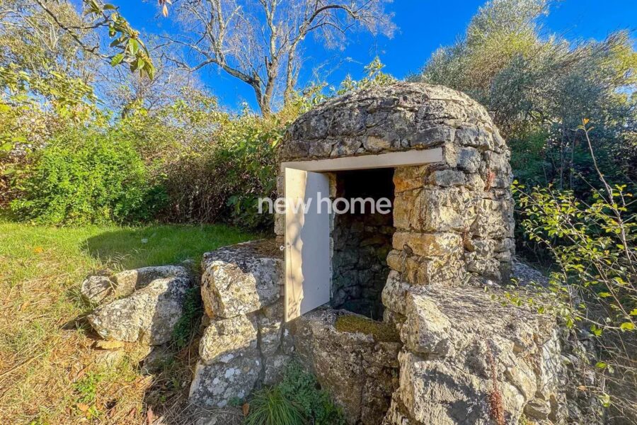 Maison à vendre à Saint-Paul-en-Forêt — Vue montagne — photo 14