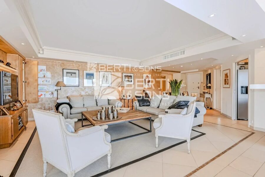 Appartement à vendre à Mandelieu-la-Napoule — Vue mer — photo 8