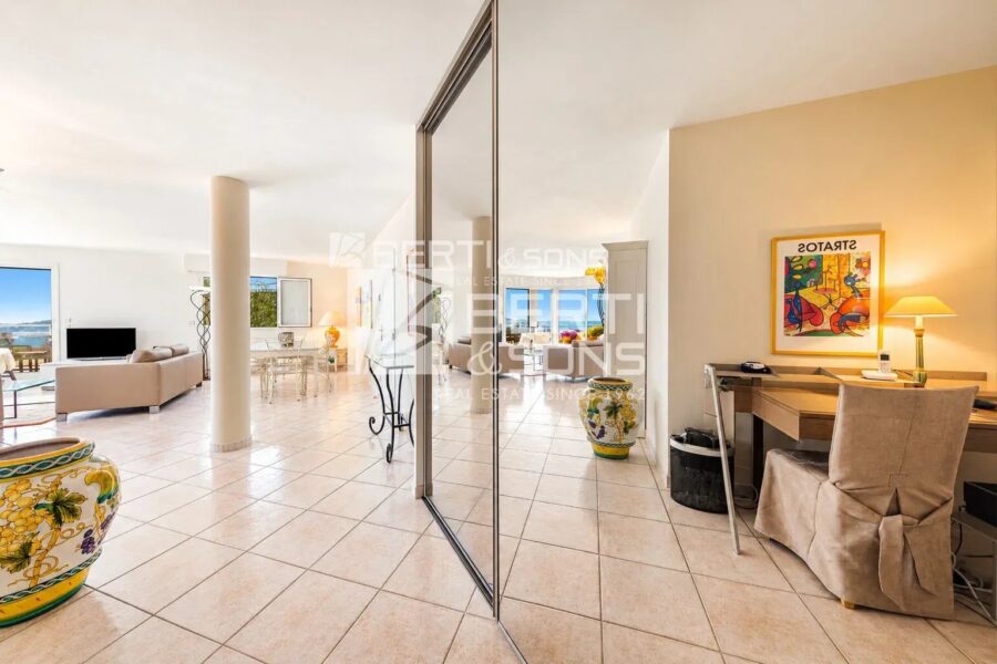 Appartement à vendre à Mandelieu-la-Napoule — Vue mer — photo 9