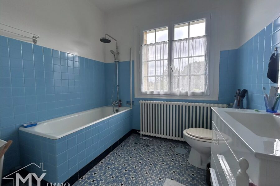Maison à vendre à Pineuilh — Vue parc & jardin — photo 15