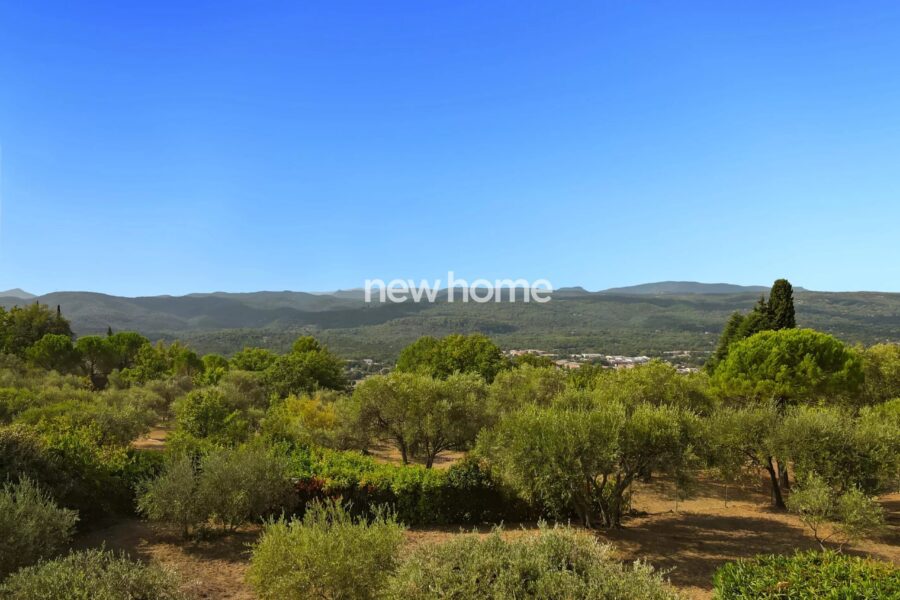Maison à vendre à Montauroux — Vue montagne — photo 20