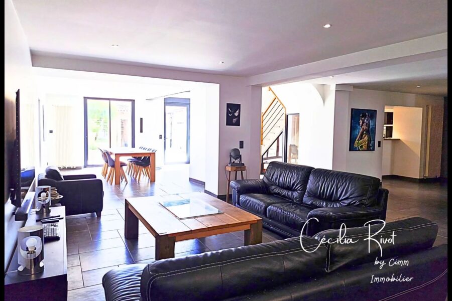 Maison à vendre à Montendre — Vue parc & jardin — photo 8