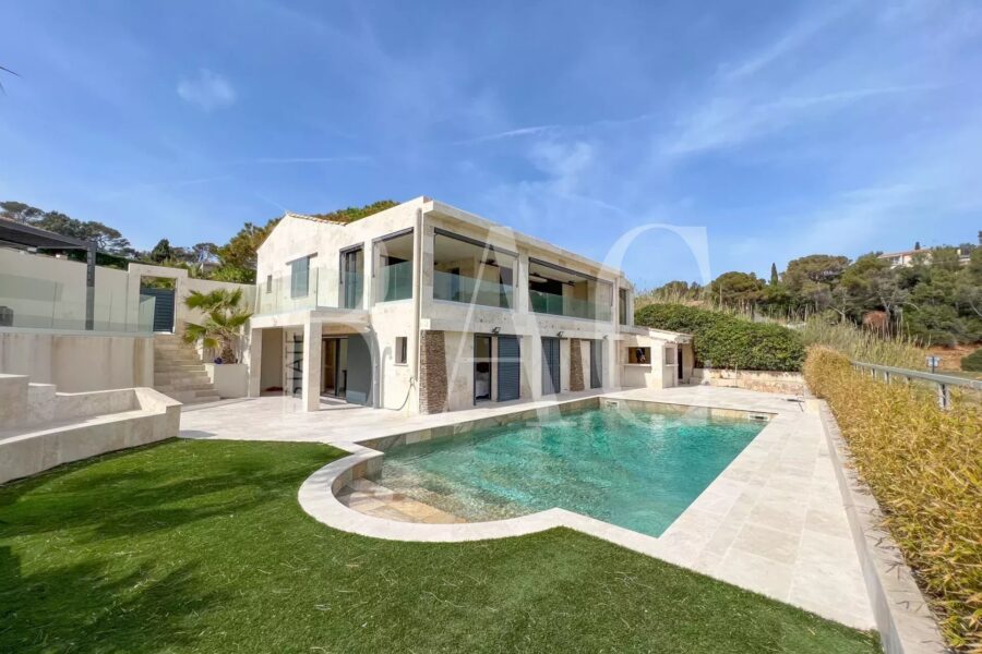 Maison à vendre à Sainte-Maxime — Vue mer — photo 8