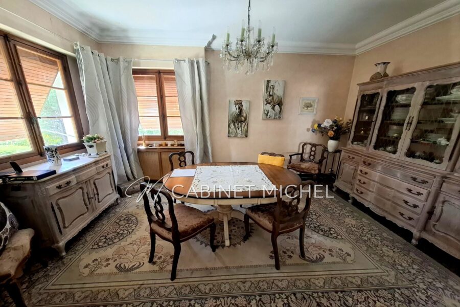 Maison à vendre à Roquefort-les-Pins — Vue parc & jardin — photo 5