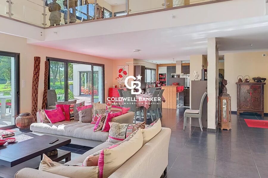 Maison à vendre à Nesmy — Vue golf — photo 14