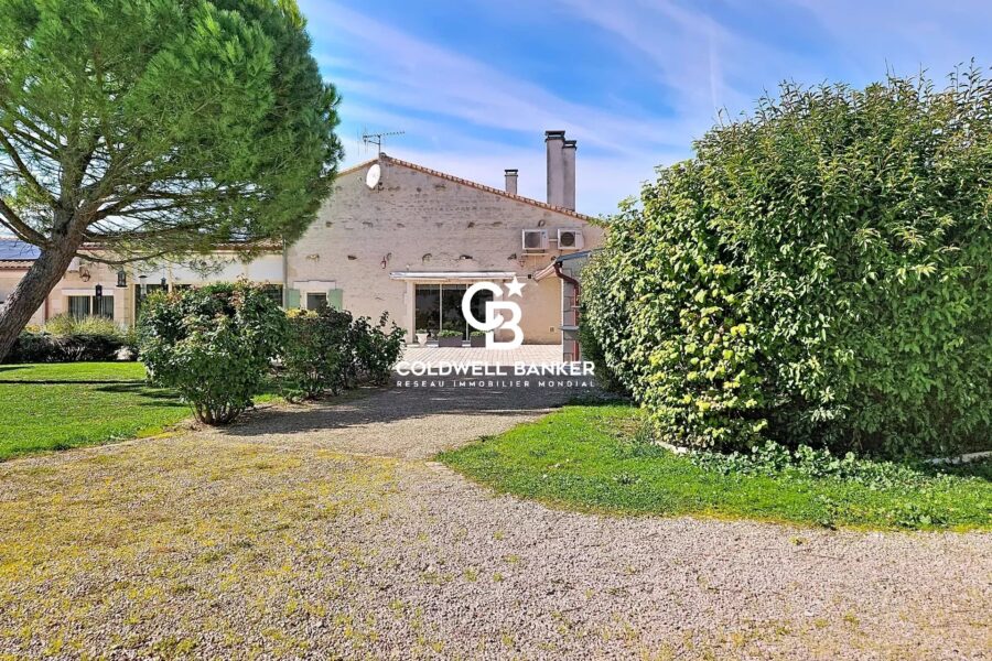 Maison à vendre à Saint-Jean-d&rsquo;Angély — Vue nature — photo 13