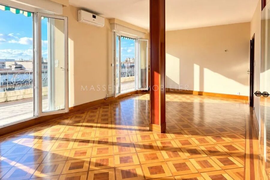 Appartement à vendre à Nice — Vue sur la ville — photo 2