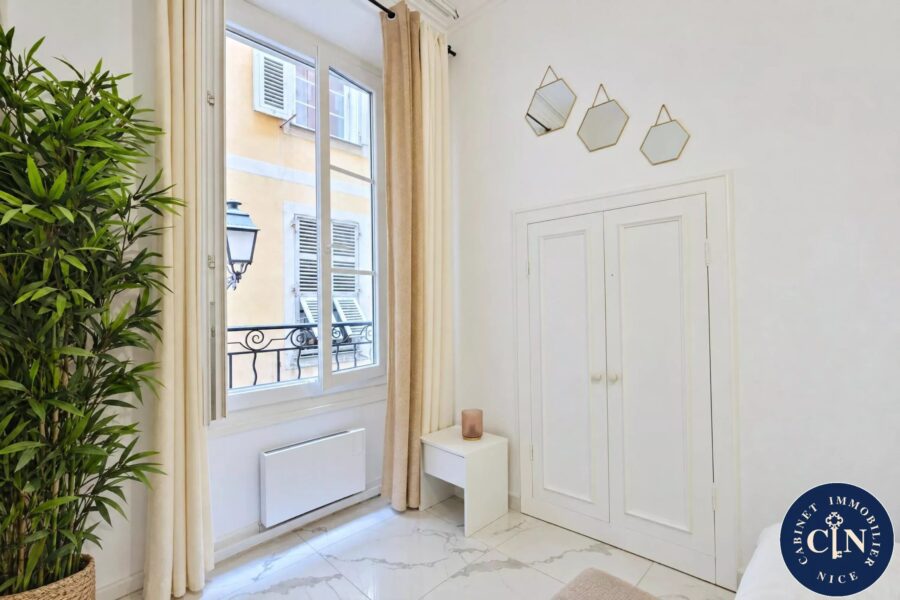 Appartement à vendre à Nice — Vue sur la ville — photo 5