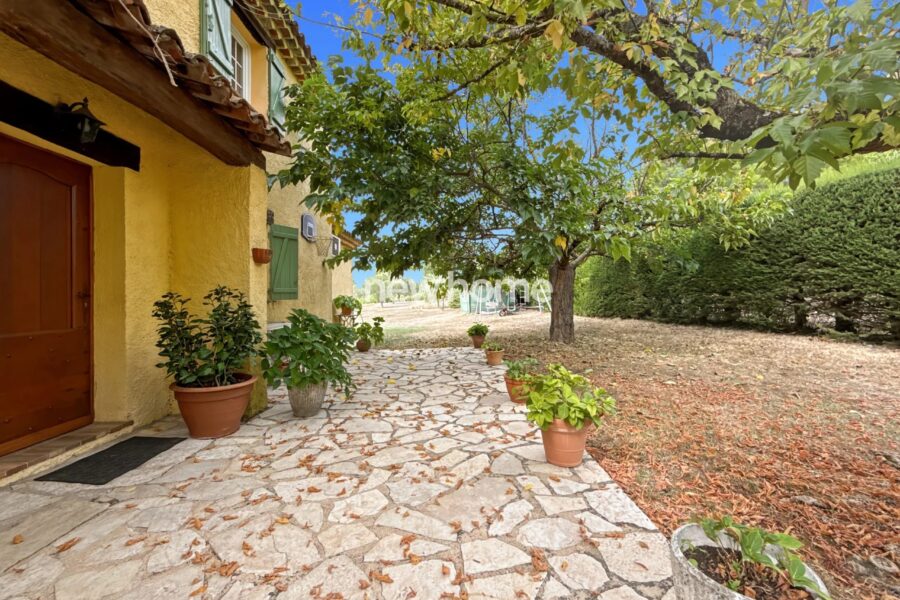 Maison à vendre à Montauroux — Vue montagne — photo 17