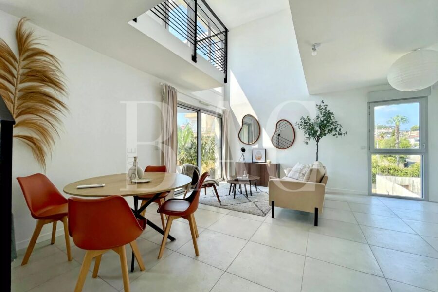 Appartement à vendre à Antibes — Vue mer — photo 4