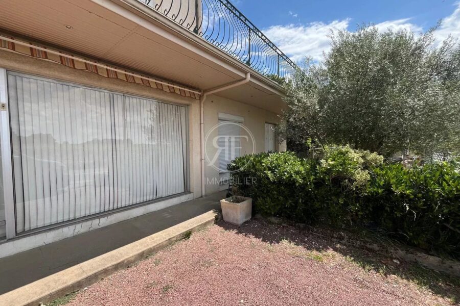 Maison à vendre à Puisseguin — Vue sur la ville — photo 18