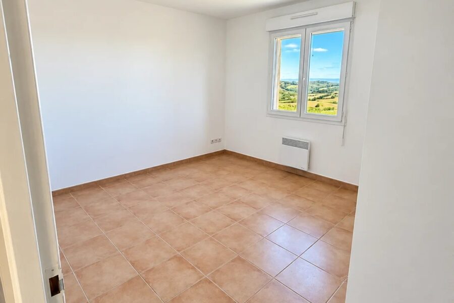 Maison à vendre à Saint-Sylvestre — Vue montagne — photo 11