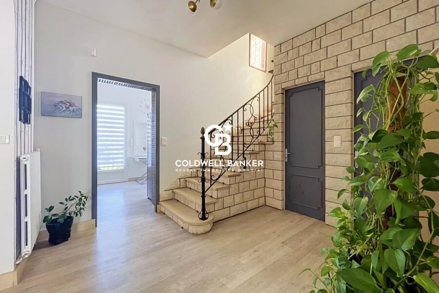 Maison à vendre à Saintes — Vue parc & jardin — photo 7