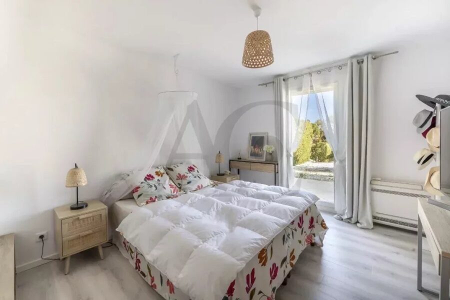 Maison à vendre à Villeneuve-Loubet — Vue mer — photo 8
