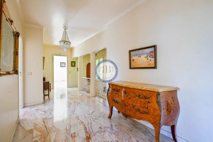 Maison à vendre à Vallauris — Vue mer — photo 25