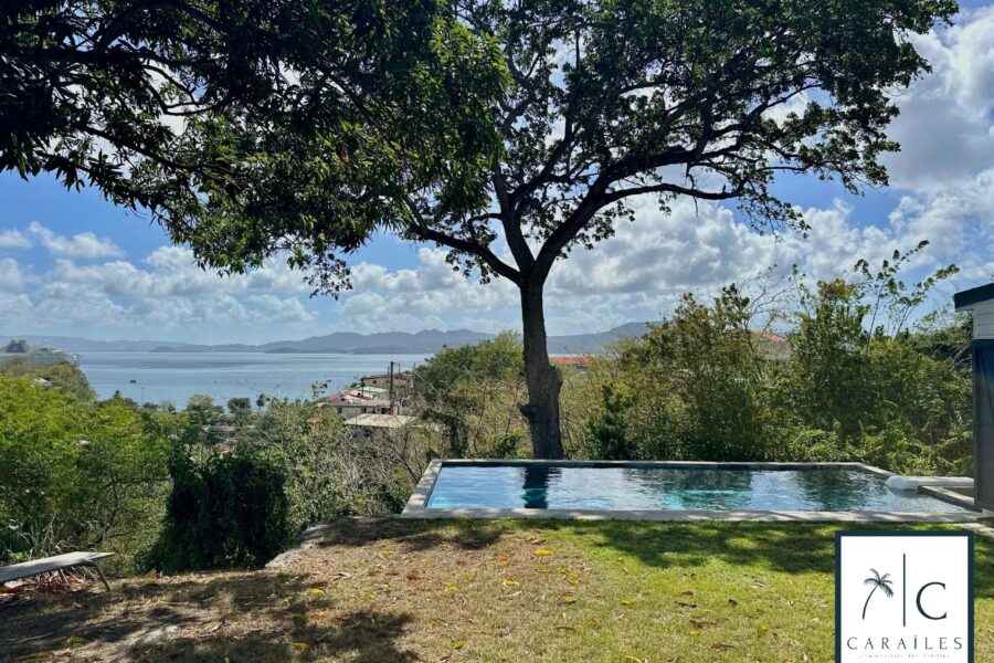 Maison à vendre à Fort-de-France — Vue mer — photo 1
