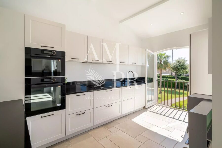 Maison à vendre à Cannes — Vue mer — photo 17