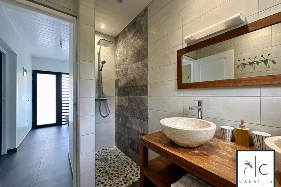 Maison à vendre à Les Trois-Îlets — Vue mer — photo 19