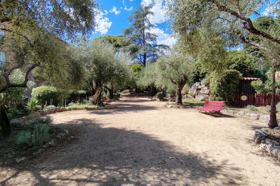 Appartement à louer à Vence — Vue mer — photo 13