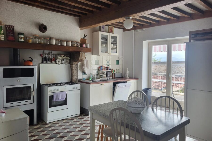 Maison à vendre à Dommartin — Vue montagne — photo 3