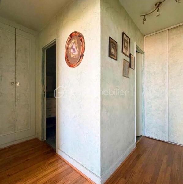 Appartement à vendre à Courbevoie — Vue sur la ville — photo 8