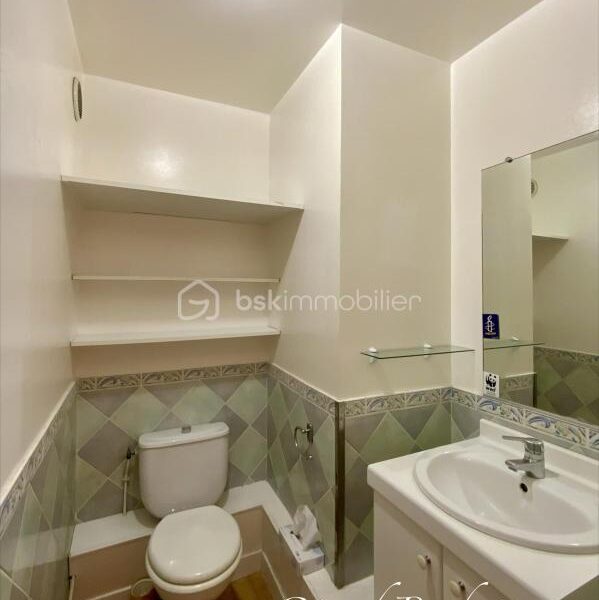 Appartement à vendre à Suresnes — Vue sur la ville — photo 8