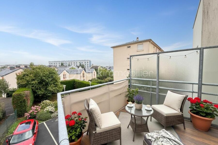 Appartement à vendre à Rennes — Vue sur la ville — photo 1