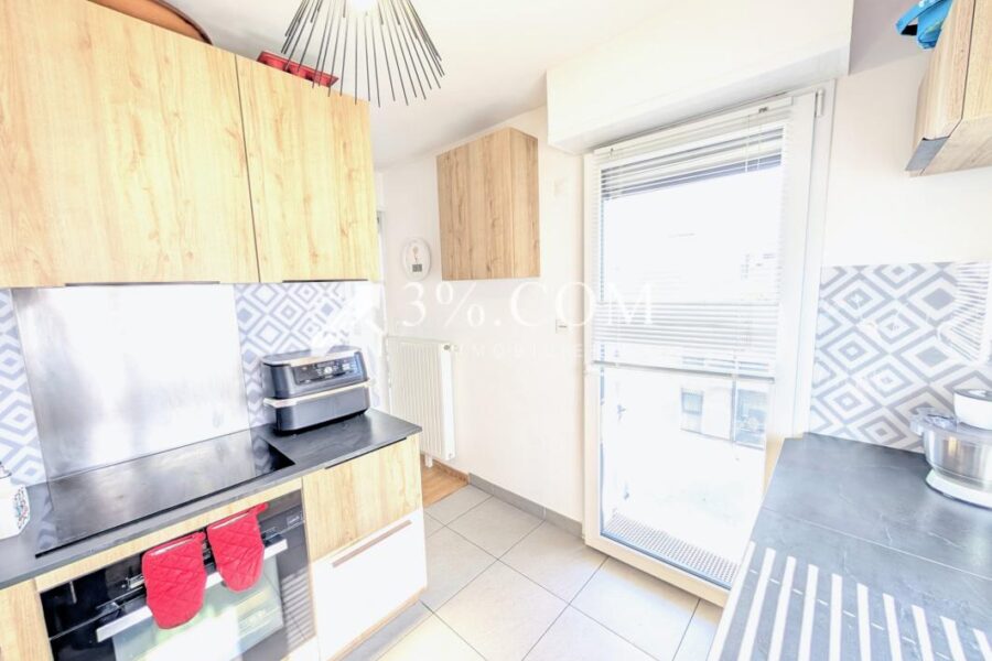 Appartement à vendre à Poissy — Vue sur la ville — photo 9