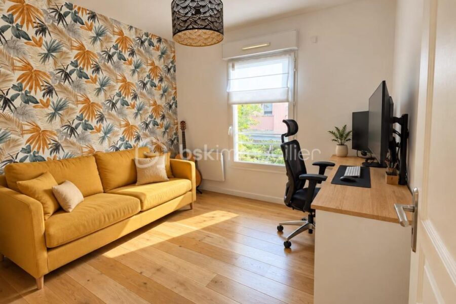 Appartement à vendre à Saint-Laurent-du-Var — Vue mer — photo 8