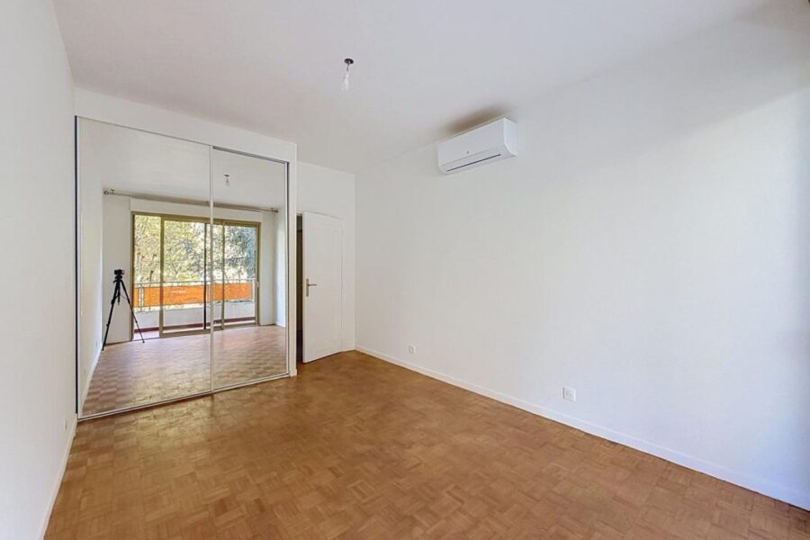 Appartement à louer à Ajaccio — Vue mer — photo 8