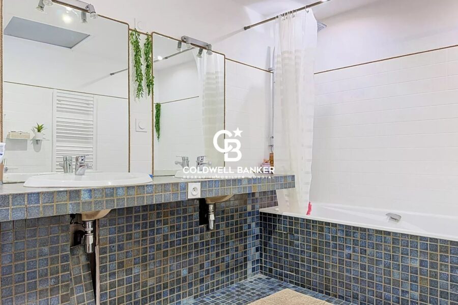 Appartement à vendre à Saintes — Vue sur la ville — photo 15
