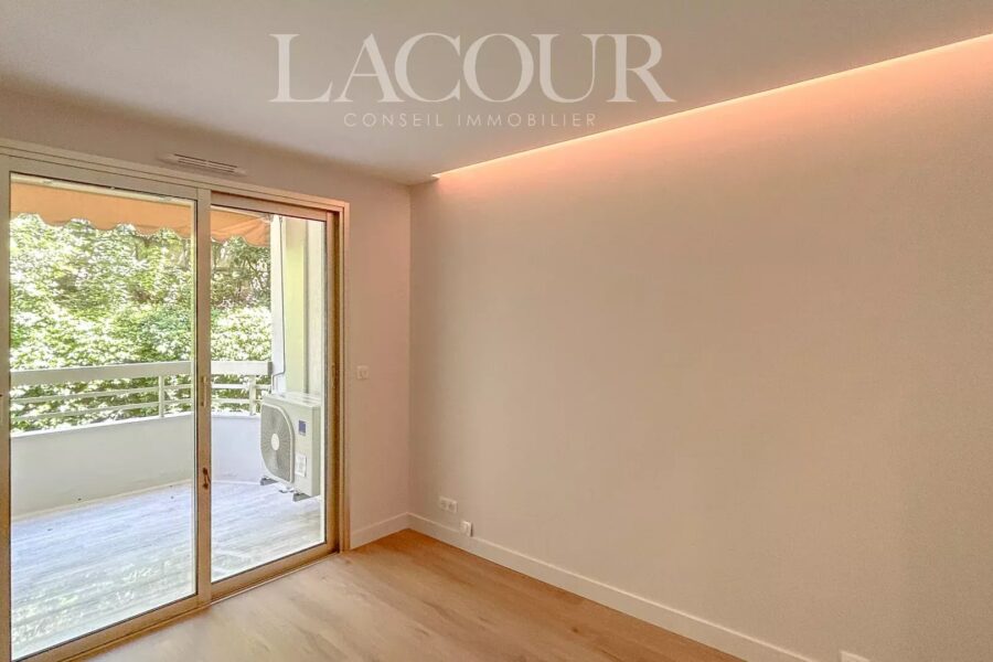 Appartement à louer à Le Cannet — Vue mer — photo 5
