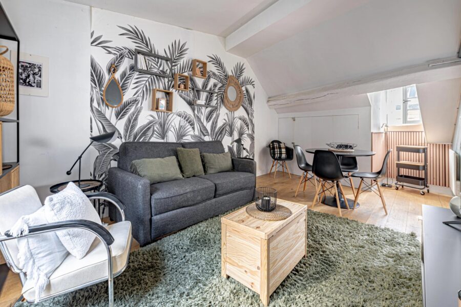 Appartement à vendre à Paris 1er arrondissement — Vue sur la ville — photo 2