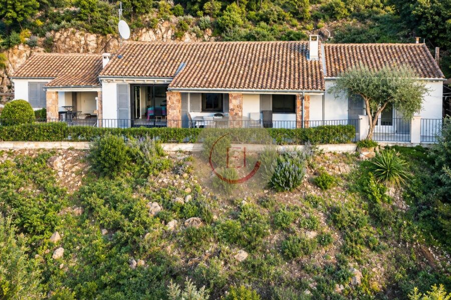Maison à vendre à Mandelieu-la-Napoule — Vue montagne — photo 2