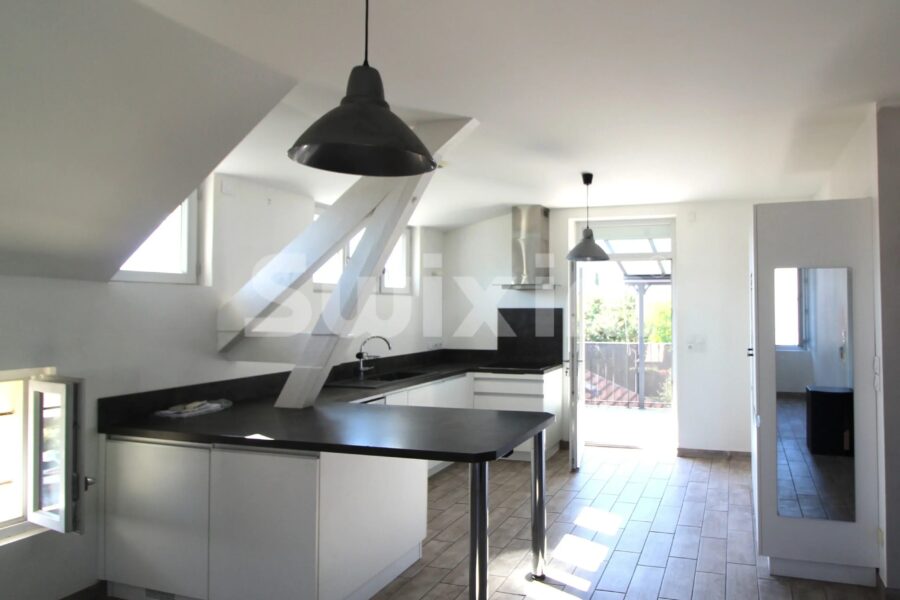 Appartement à vendre à Aix-les-Bains — Vue montagne — photo 3