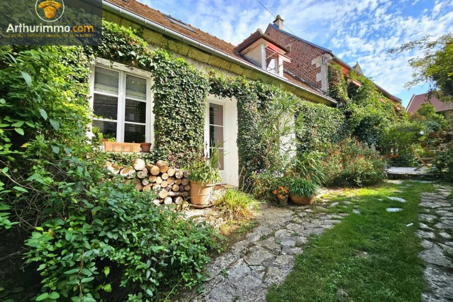 Maison à vendre à Estrées-Saint-Denis — Vue parc & jardin — photo 2