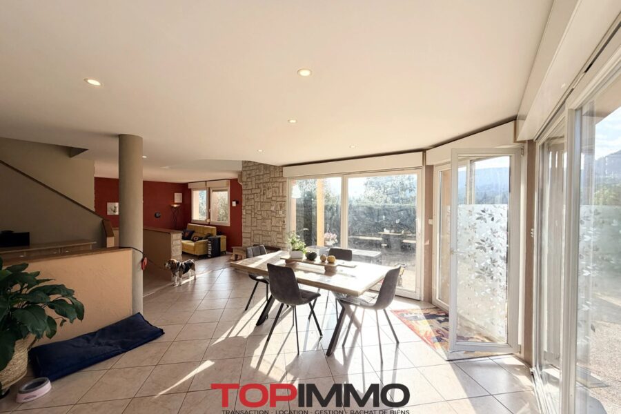 Maison à vendre à Saint-Michel-sur-Meurthe — Vue parc & jardin — photo 4