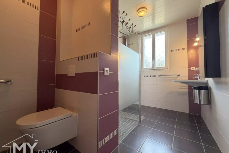 Maison à vendre à Saint-Pey-de-Castets — Vue parc & jardin — photo 8