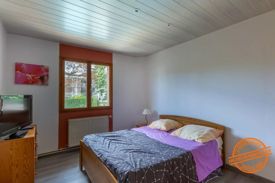 Maison à vendre à Champagne-au-Mont-d&rsquo;Or — Vue parc & jardin — photo 4