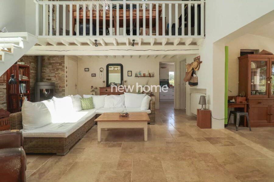 Maison à vendre à Tourrettes — Vue montagne — photo 7