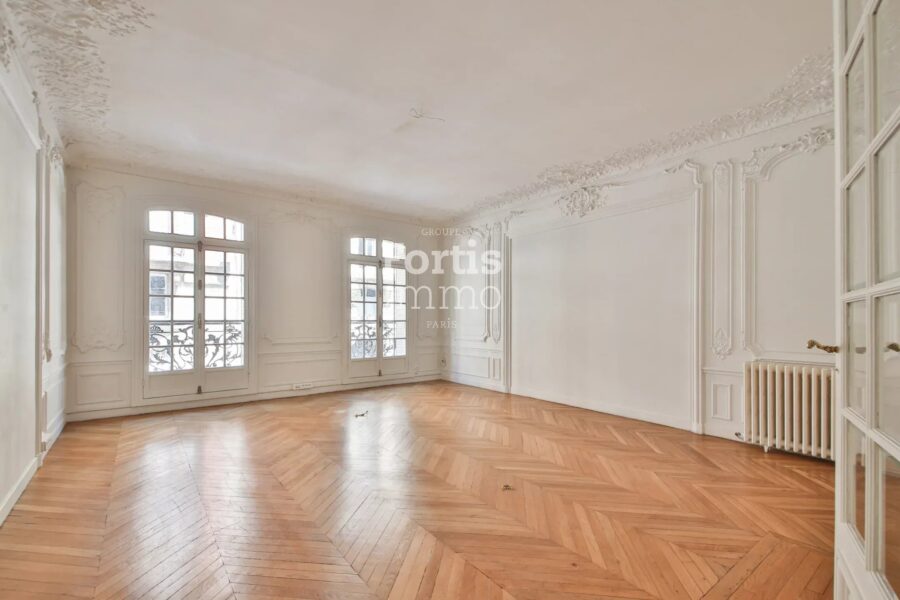 Appartement à vendre à Paris 16e arrondissement — Vue monument — photo 8