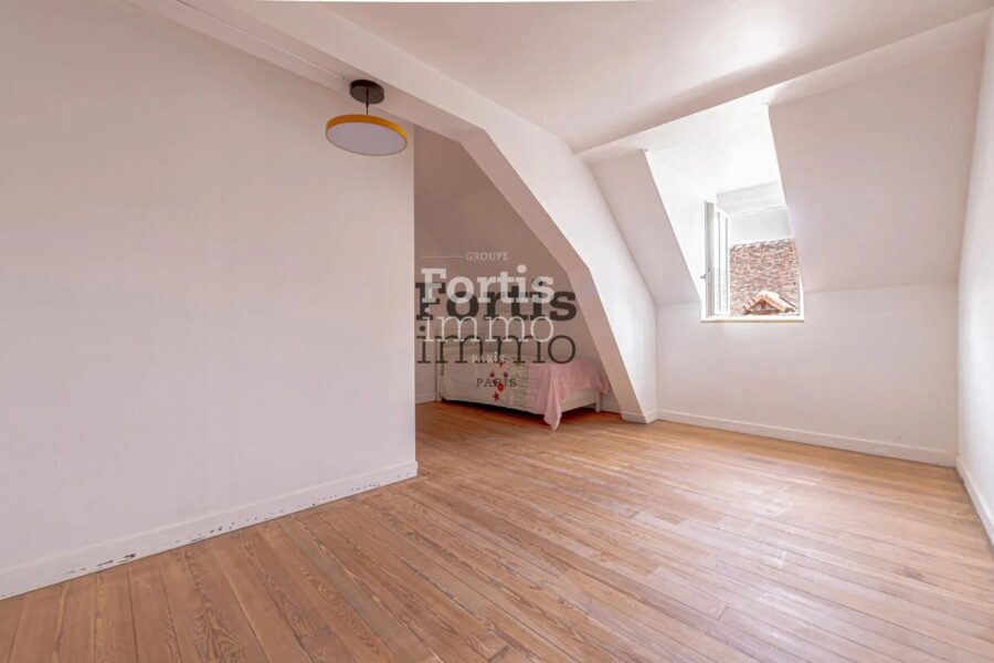 Maison à vendre à Villeneuve-sur-Yonne — Vue parc & jardin — photo 21