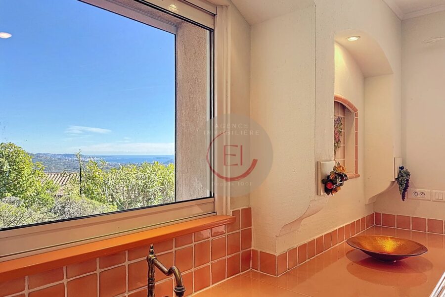 Maison à vendre à Les Adrets-de-l&rsquo;Estérel — Vue mer — photo 10