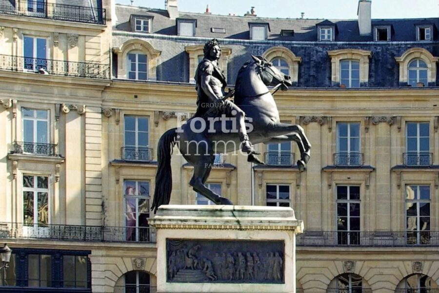 Appartement à vendre à Paris 2e arrondissement — Vue monument — photo 3