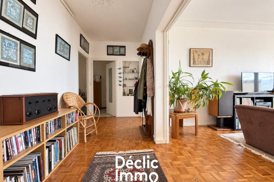 Appartement à vendre à Poitiers — Vue sur la ville — photo 4