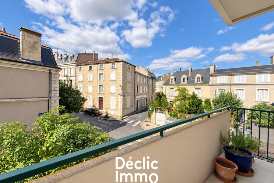 Appartement à vendre à Poitiers — Vue sur la ville — photo 13